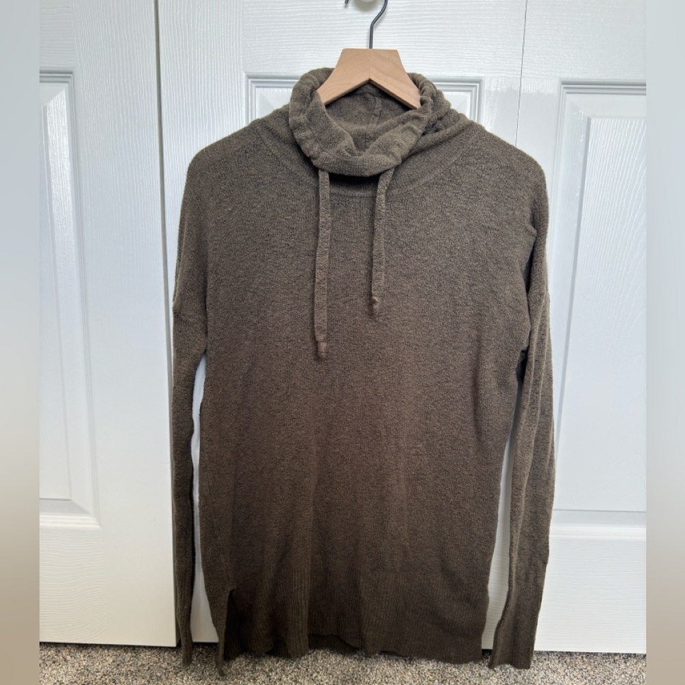Anthropologie Kaisely Cowl Neck‎ Sweater Womens size medium brown